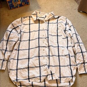 Universal Thread White and Blue Plaid Button Down Shirt